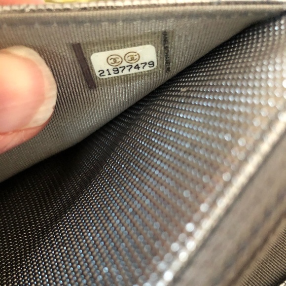 AUTHENTIC!!!  CHANEL QUILTED WALLET ON A CHAIN - Picture 2 of 14